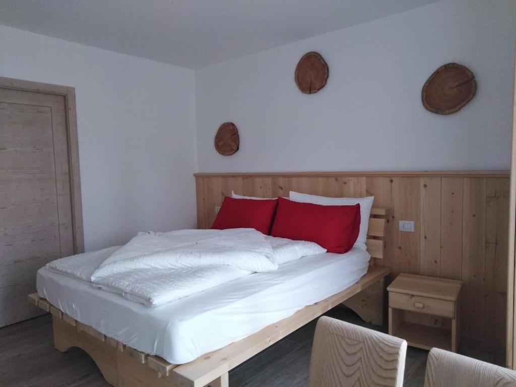 Agritur Maso Flonkeri Bed and Breakfast Bosentino Exteriör bild