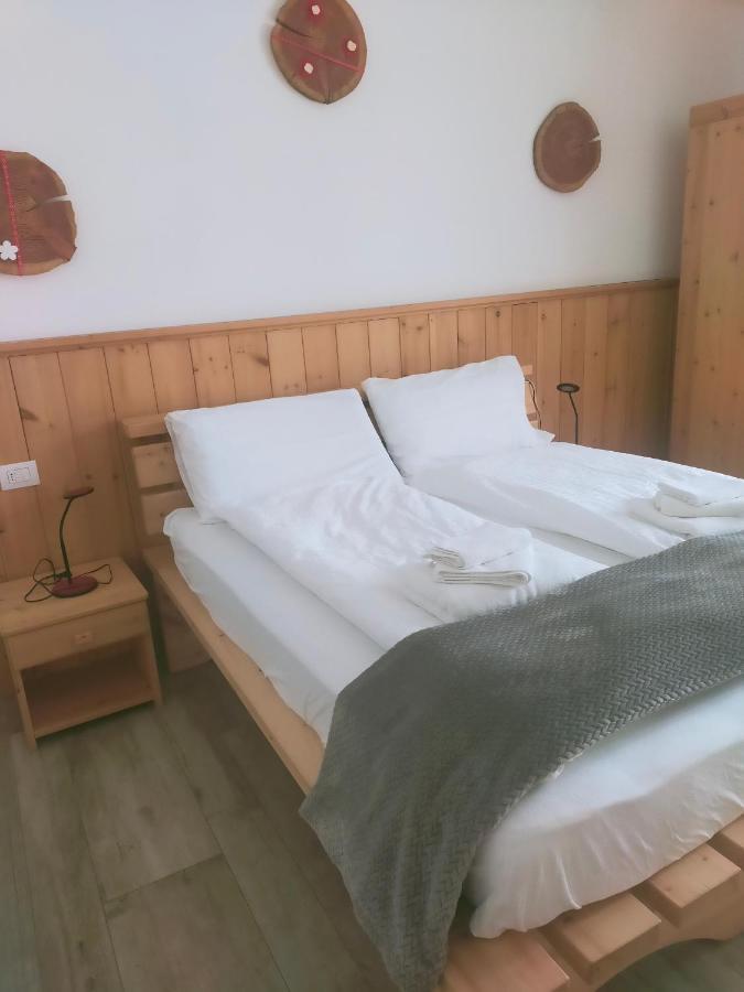 Agritur Maso Flonkeri Bed and Breakfast Bosentino Exteriör bild