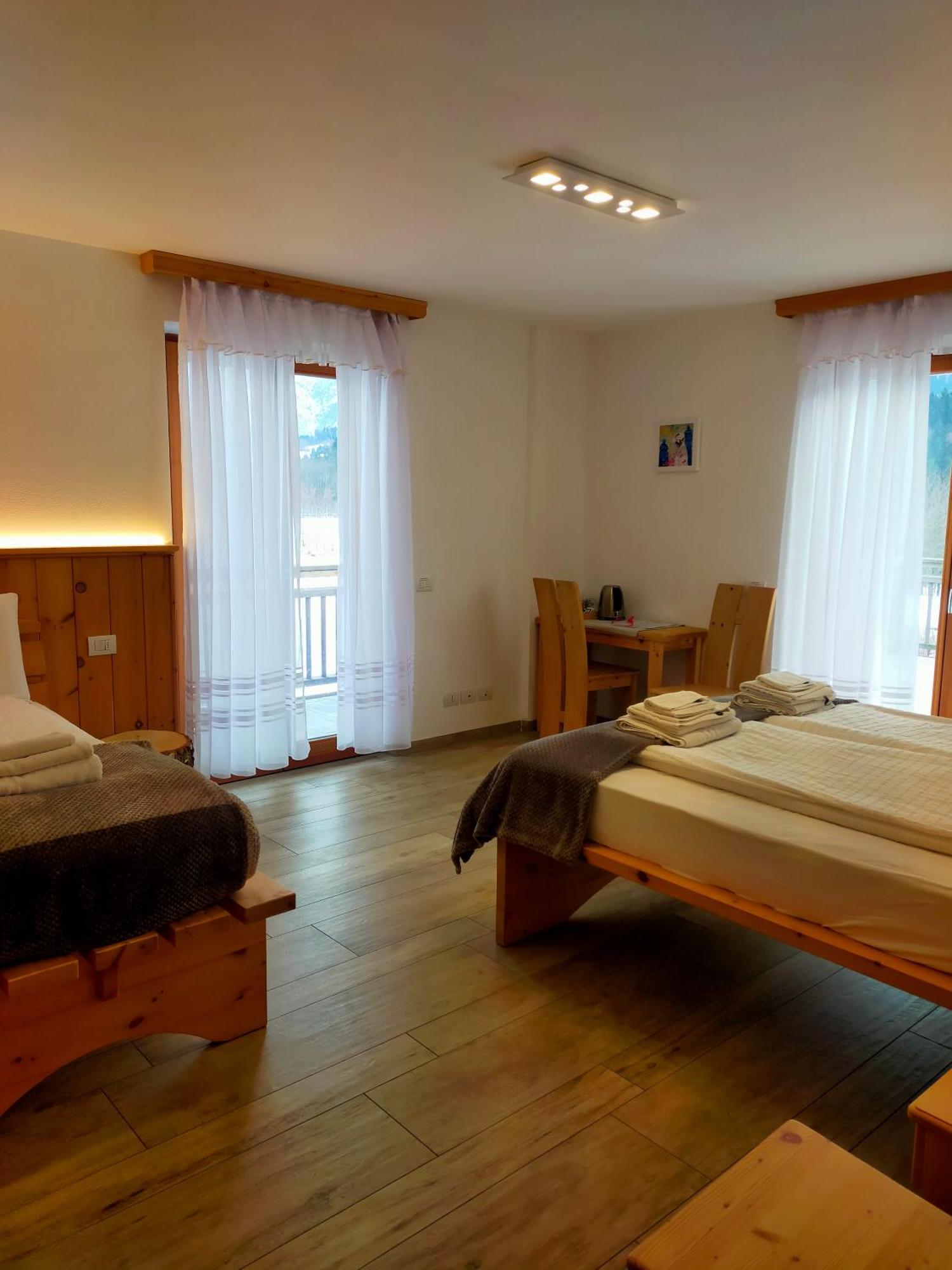 Agritur Maso Flonkeri Bed and Breakfast Bosentino Exteriör bild